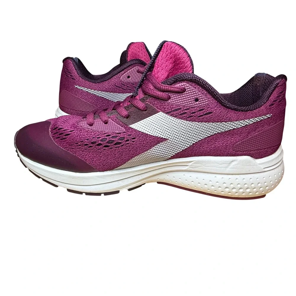 Diadora Kuruka 4 Womens Running Shoes Plum Magenta White Sneakers 101.174884‎ 8